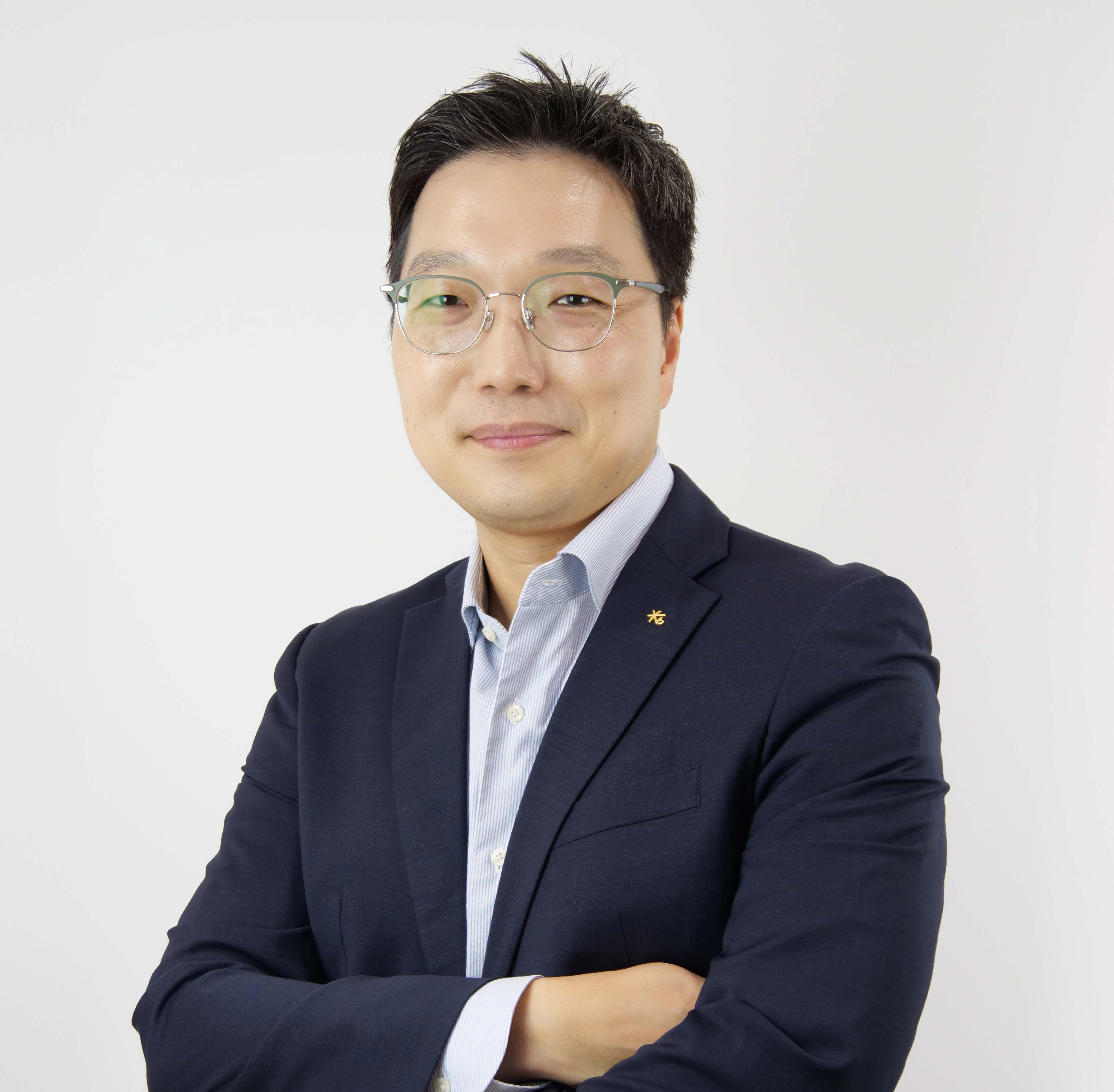 นายฮุนวู โนว์