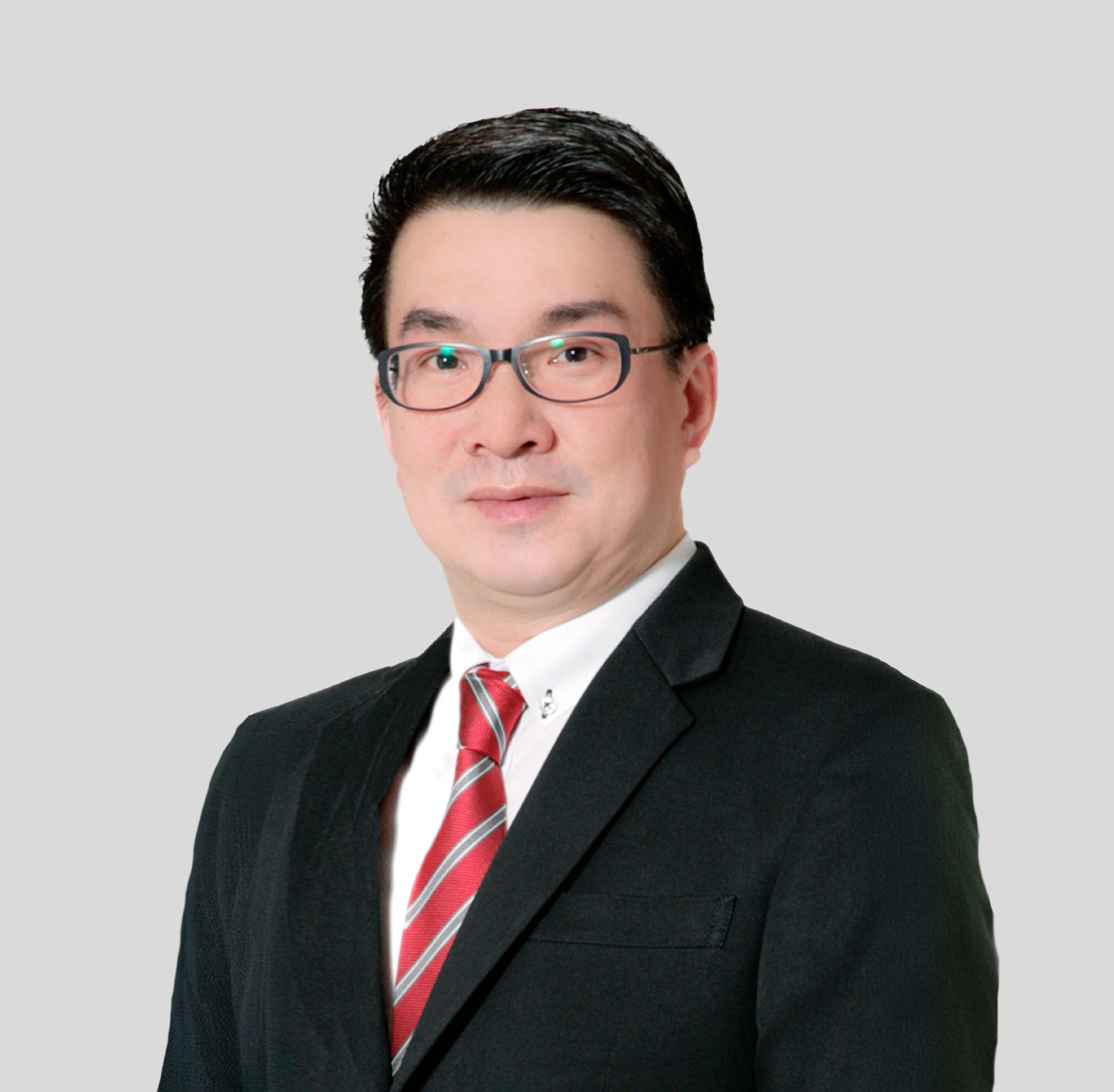 นายปิยะ พงษ์อัชฌา